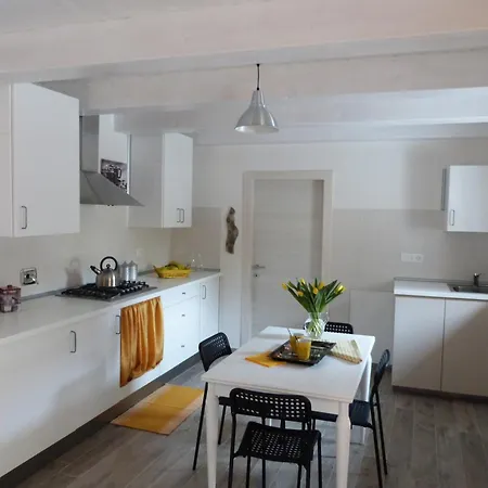 Apartment Little House *