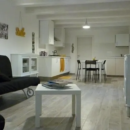 Apartment Little House *